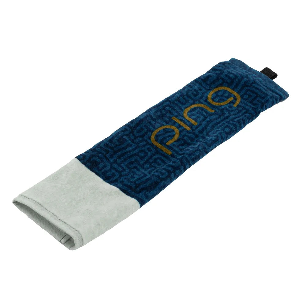 PING Tri-Fold Towel